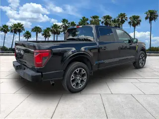 Ford F-150 2024 4x2 STX 4dr SuperCrew 5.5 ft. SB