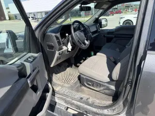 Ford F-150 2019 4x4 XLT 4p SuperCrew 5.5 ft. CB
