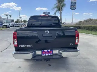 Nissan Frontera 2019 4x2 S 4dr Cabina de tripulacion 5 pies CB 6M