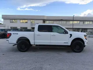 Ford F-150 2025 4x4 XLT 4dr SuperCrew 5.5 ft. SB