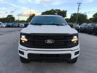 Ford F-150 2025 4x4 XLT 4dr SuperCrew 5.5 ft. SB