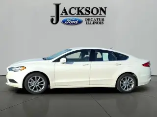 Ford Fusion 2017 SE 4dr Sedan