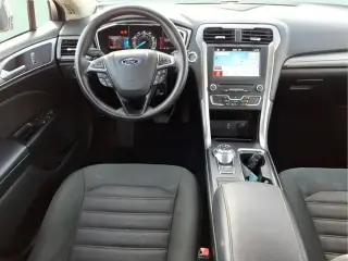 Ford Fusion 2017 SE 4dr Sedan