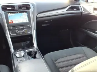 Ford Fusion 2017 SE 4dr Sedan