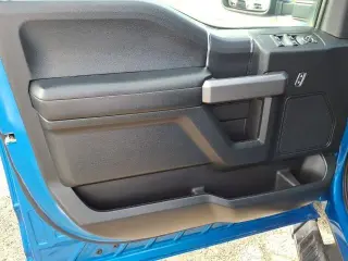 Ford F-150 2020 4x4 XLT 4p SuperCrew 5.5 ft. SB