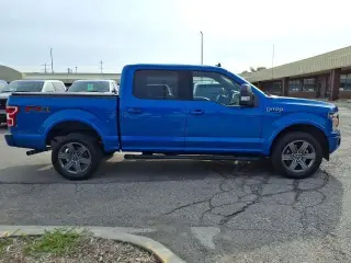 Ford F-150 2020 4x4 XLT 4p SuperCrew 5.5 ft. SB