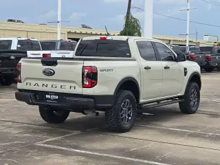 Ford Ranger 2025 4x2 XLT 4dr SuperCrew 5.0 ft. SB