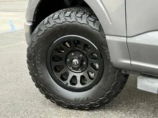 Ford F-150 2021 4x4 XL 4dr SuperCrew 5.5 ft. SB