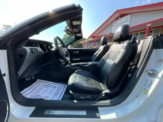 Ford Mustang 2018 EcoBoost 2dr Convertible
