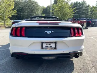 Ford Mustang 2018 EcoBoost 2dr Convertible