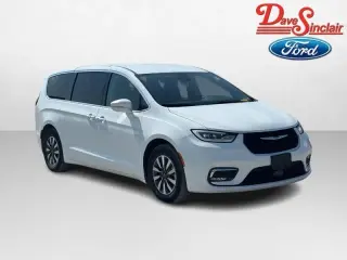 Chrysler Pacifica Híbrido 2022 Touring L 4p Mini-Van