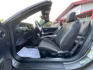 Ford Mustang 2015 V6 2dr Convertible