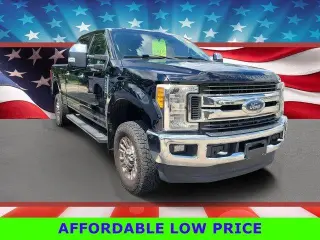 Ford F-250 Super Duty 2017 4x4 XLT 4dr Crew Cab 6.8 ft. SB Pickup