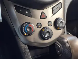Chevrolet Sonic 2012 LT Sedán 4p con 2LT