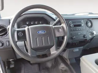 Ford F-350 Super Duty 2012 4x4 XL 4p Cab de tripulación 8 ft. LB DRW Pickup