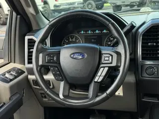 Ford F-150 2020 4x4 XLT 4dr SuperCrew 5.5 ft. SB