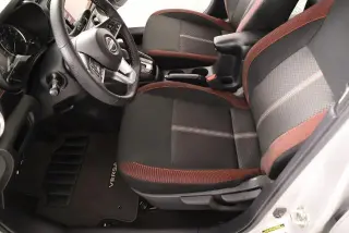 Nissan Versa 2025 SR 4dr Sedan