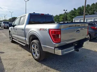 Ford F-150 2023 4x4 XLT 4p SuperCrew 5.5 ft. CB Nuevo