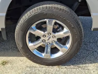Ford F-150 2023 4x4 XLT 4p SuperCrew 5.5 ft. CB Nuevo