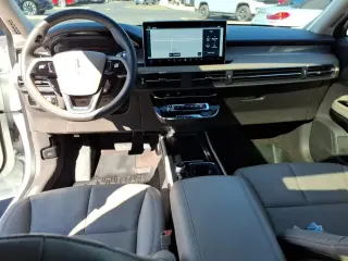 Lincoln Corsair 2024 AWD Premiere 4dr SUV