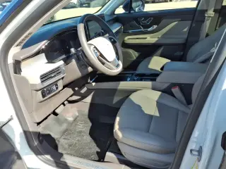 Lincoln Corsair 2024 AWD Premiere 4dr SUV
