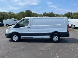 Ford Transit 2025 250 3dr LWB Techo Bajo Furgoneta de Cargas