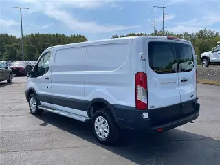 Ford Transit 2025 250 3dr LWB Techo Bajo Furgoneta de Cargas