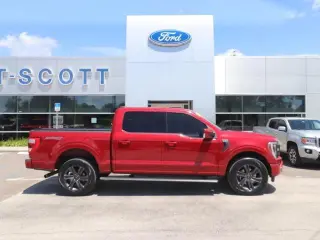 Ford F-150 2023 4x4 Lariat 4p SuperCab 6.5 ft. CA