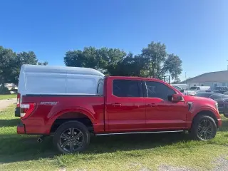Ford F-150 2023 4x4 Lariat 4p SuperCab 6.5 ft. CA