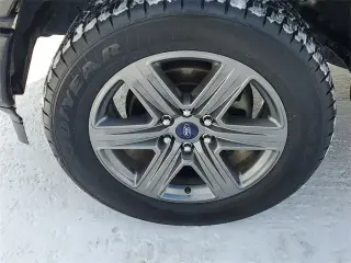 Ford F-150 2020 4x4 XLT 4p SuperCrew 5.5 ft. SB