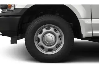 Ford F-150 2018 4x4 XL 4p SuperCrew 5.5 ft. CB