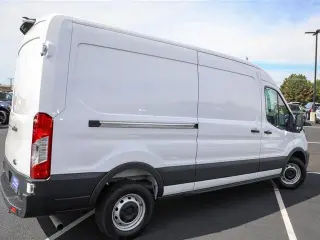 Ford Transit 2025 250 3p LWB Techo Medio furgoneta de carga
