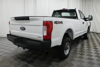 Ford F-250 Super Duty 2019 4x4 XL 2dr Cabina Regular 8 ft. LB Pickup