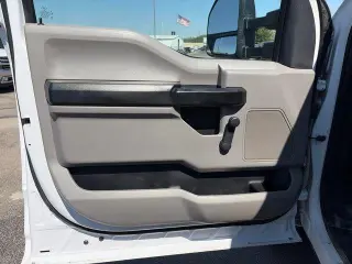 Ford F-250 Super Duty 2019 4x4 XL 2dr Cabina Regular 8 ft. LB Pickup