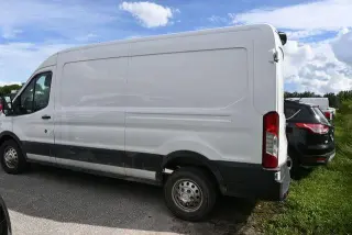 Ford Transit 2023 AWD 250 3dr SWB Tech Roof Camioneta de Carga