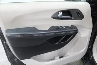 Chrysler Pacifica 2023 Touring L 4dr Mini-Van
