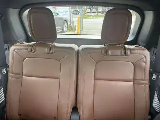 Lincoln Aviator 2023 AWD Reserve 4dr SUV