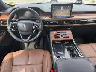 Lincoln Aviator 2023 AWD Reserve 4dr SUV