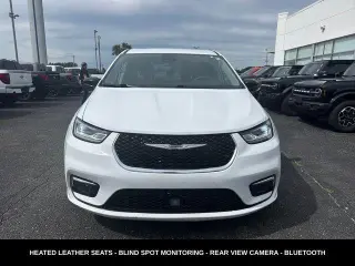 Chrysler Pacifica 2024 Touring L 4dr Mini-Van