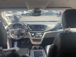 Chrysler Pacifica 2024 Touring L 4dr Mini-Van