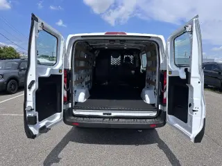 Ford Transit 2025 250 3dr LWB Tech Cargo Van
