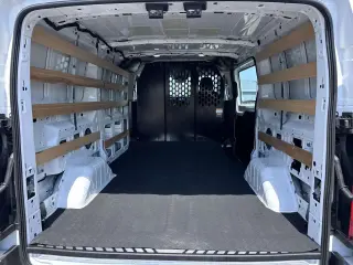 Ford Transit 2025 250 3dr LWB Tech Cargo Van