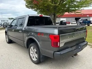 Ford F-150 2019 4x4 Platinum 4p SuperCrew 5.5 ft. CB