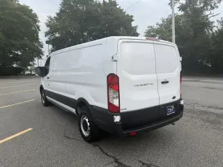 Ford Transit 2025 150 3p LWB Techo Bajo Furgoneta de Carga