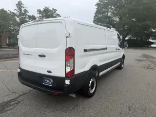 Ford Transit 2025 150 3p LWB Techo Bajo Furgoneta de Carga