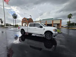 Ford F-150 2021 4x4 XLT 4dr SuperCrew 5.5 ft. SB