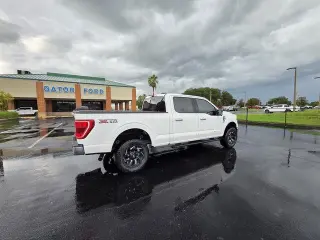 Ford F-150 2021 4x4 XLT 4dr SuperCrew 5.5 ft. SB