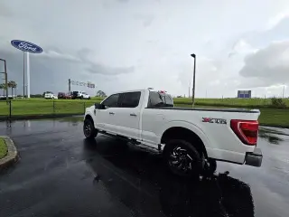 Ford F-150 2021 4x4 XLT 4dr SuperCrew 5.5 ft. SB
