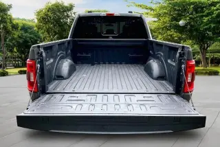 Ford F-150 2022 4x4 XLT 4p SuperCab 6.5 ft. CB