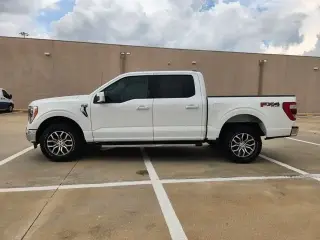 Ford F-150 2021 4x4 Lariat 4p SuperCrew 5.5 ft. SB